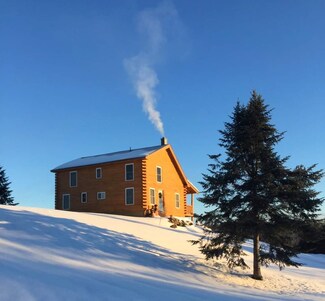 1807 Bricketts Crossing, Cabot, VT 05647