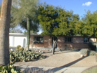 6627 E Calle Mercurio, Tucson, AZ 85710