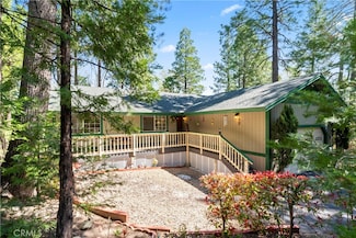 24308 Albrun Dr, Crestline, CA 92325