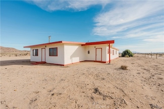 23067 Sonoma St, Hinkley, CA 92347