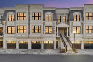 44 Marquis Ct, Edgewater, NJ 07020