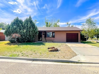 302 Reynolds Ave, Swink, CO 81077