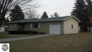 231 E Saginaw St, Au Gres, MI 48703
