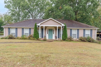 110 Creekwood Dr, Florence, AL 35630