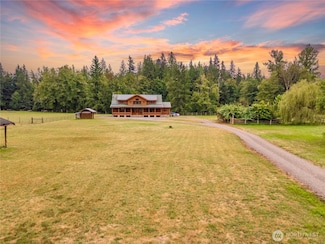 30225 SE 384th St, Enumclaw, WA 98022