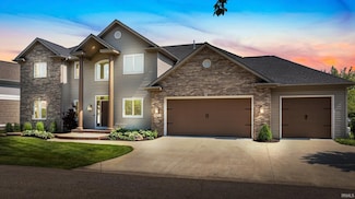 11681 N Venetian Dr, Syracuse, IN 46567
