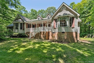4633 Little Ln, Gloucester, VA 23061