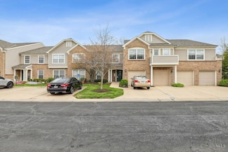 811 Southmeadow Cir, Cincinnati, OH 45231