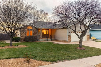 1402 Austin Cir, Salina, KS 67401