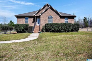 1095 Armstrong Loop, Hayden, AL 35079