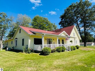 980 N Al Moses Rd, Lake City, MI 49651