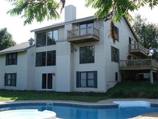 1591 Southbridge Rd, West Brookfield, MA 01585