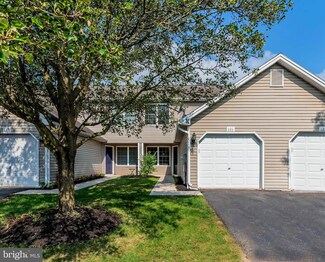 121 Partridge Cir, Carlisle, PA 17013