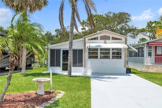 129 Brookshire Dr, Nokomis, FL 34275