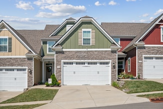 393 S Downs Cir, Goodlettsville, TN 37072