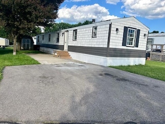 1330 Hanover Rd, Delaware, OH 43015