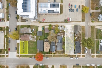 525 2nd St SW, Cedar Rapids, IA 52404