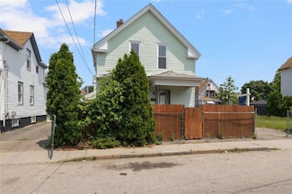 145 Benedict St, Providence, RI 02909