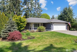 1391 Graham Dr, Camano Island, WA 98282