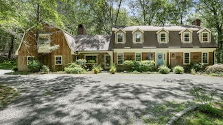 100 Honeysuckle Hill Ln, Easton, CT 06612