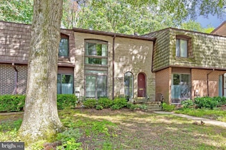 10927 Deborah Dr, Potomac, MD 20854