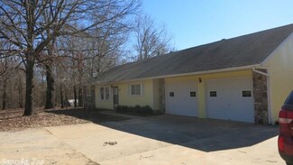 32 E St Jude Dr, Hardy, AR 72542