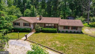 211 Cedar Rd, Mullica Hill, NJ 08062