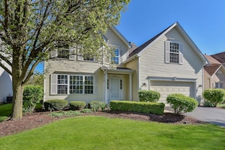 3439 Parliament Ln, Naperville, IL 60564