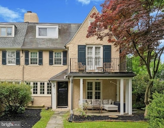 500 Spring Ln, Glenside, PA 19038