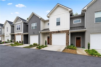 635 E 3rd St, Rome, GA 30161