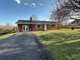 2685 Dearing Ford Rd, Altavista, VA 24517