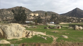 1890 S State St, Hemet, CA 92543