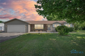 2730 Buckskin Rd, Hicksville, OH 43526