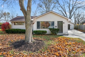 215 Sunset Terrace, Crystal Lake, IL 60014