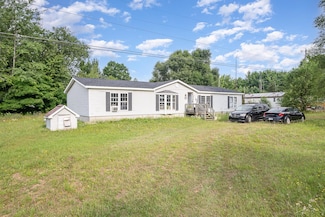 7143 S 88th Ave, Rothbury, MI 49452