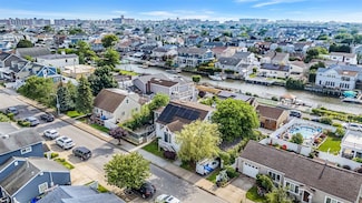 43 Harmon St, Long Beach, NY 11561