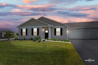 1028 Crestview Ln, Pingree Grove, IL 60140