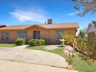 10824 Gemstone St, El Paso, TX 79924