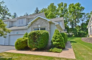 513 Woodhaven Ln, Stroudsburg, PA 18360