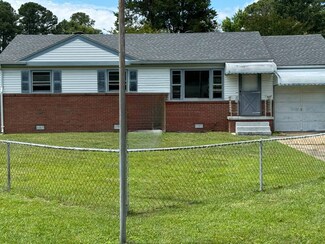 432 Guynn Ave, Chesapeake, VA 23323