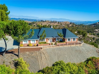 26100 Calle Corveta, Temecula, CA 92590