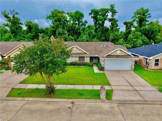 2641 Long Branch Dr, Marrero, LA 70072