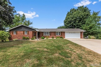 147 Dogwood Dr, Jackson, MO 63755