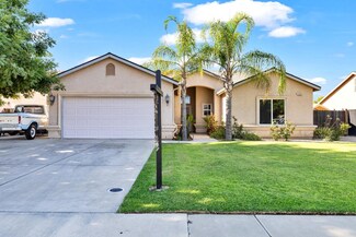 1223 Tammy St, Selma, CA 93662