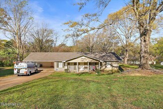 1925 Fenwood Terrace, Yazoo City, MS 39194