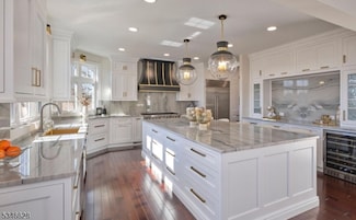 58 Woosamonsa Rd, Pennington, NJ 08534