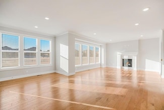 6705 NW 105th St, Kansas City, MO 64154