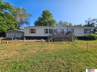 503 Church St, Jansen, NE 68377