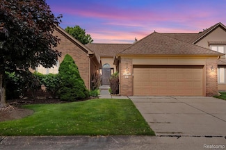 18900 Carriage Ln, Riverview, MI 48193