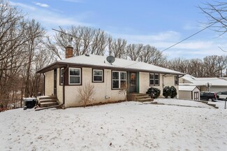 6109 9th St N, Saint Paul, MN 55128